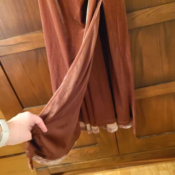 Revelry Rory Dress Dusty Rose Velvet Prom Dress Size 4 - Picture 5 of 7